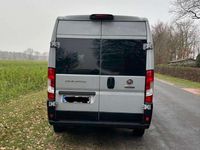 Gebraucht Fiat Ducato 140 PS (102 kW) 2022 Grau Van