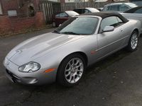Gebraucht Jaguar XK 284 PS (208 kW) 2000 Silber Cabrio
