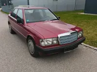 Gebraucht Mercedes 190 160 PS (117 kW) 1991 Rot Limousine