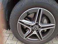 Gebraucht Mercedes GLC300 AMG line Plus 245 PS (180 kW) 2022 Grau SUV