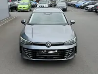 Gebraucht VW Passat Elegance 150 PS (110 kW) 2026 Grau Kombi