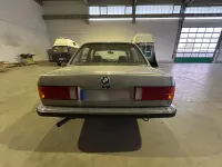 Gebraucht BMW 318 102 PS (75 kW) 1987 Silber Limousine