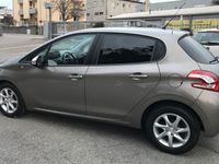 gebraucht Peugeot 208 1.2 VTi PureTech Style*5-Tür.*2-Hand*PDC*ALU