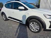Gebraucht Dacia Sandero Stepway 91 PS (66 kW) 2023 Weiß SUV