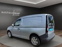 Gebraucht VW Caddy 102 PS (75 kW) 2022 Silber (metallic) Van / Kleinbus