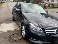 Gebraucht Mercedes E220 170 PS (125 kW) 2015 Schwarz Limousine