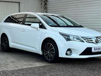 Gebraucht Toyota Avensis Executive 147 PS (108 kW) 2012 Super white 2 Kombi