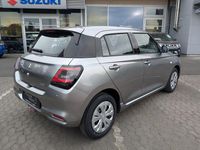 Neu Suzuki Swift 83 PS (61 kW) 2025 Silber Limousine