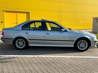 Gebraucht BMW 528 193 PS (141 kW) 1998 Silber Limousine