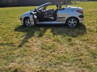 Gebraucht Peugeot 206 109 PS (80 kW) 2002 Silber Cabrio