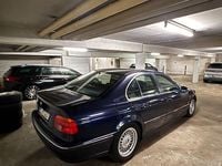 Gebraucht BMW 523 M Sport 170 PS (125 kW) 1999 Blau Limousine
