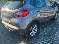 Gebraucht Renault Captur Life 90 PS (66 kW) 2016 Grau SUV