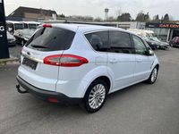 Gebraucht Ford S-MAX Titanium 140 PS (102 kW) 2013 Weiß Van / Kleinbus