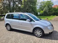 Gebraucht VW Touran Trendline 140 PS (102 kW) 2006 Reflexsilber metallic Van / Kleinbus