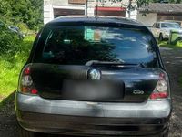 Używany Renault Clio II 75 KM (55 kW) 2003 Sedan/Limuzyna