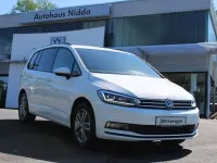 Gebraucht VW Touran 150 PS (110 kW) 2026 Weiß Van / Kleinbus