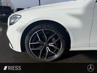 Gebraucht Mercedes E300 AMG 306 PS (225 kW) 2022 Unilack polarweiß Limousine