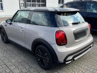 Gebraucht Mini ONE Classic 102 PS (75 kW) 2021 Grau Kleinwagen