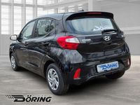 Gebraucht Hyundai i10 Select 63 PS (46 kW) 2024 Phantom black / met Kleinwagen