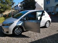 Gebraucht Toyota Yaris Multidrive S 99 PS (72 kW) 2012 Silber Kleinwagen