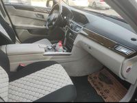 Gebraucht Mercedes E220 Avantgarde 170 PS (125 kW) 2011 Schwarz Kombi