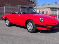 Gebraucht Alfa Romeo Spider 126 PS (92 kW) 1985 Rot Cabrio