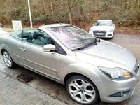 Gebraucht Ford Focus Cabriolet Titanium 145 PS (106 kW) 2010 Silber Cabrio