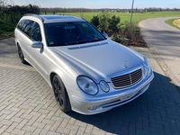 Gebraucht Mercedes E500 306 PS (225 kW) 2003 Silber Kombi