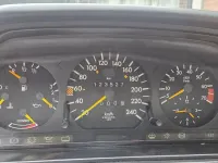 Gebraucht Mercedes 260 160 PS (117 kW) 1987 Silber Limousine