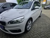 Gebraucht BMW 218 Active Tourer Sport Line 150 PS (110 kW) 2016 Weiß Van / Kleinbus