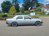 Gebraucht Mercedes 190 107 PS (78 kW) 1991 Silber Limousine