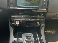 Gebraucht Jaguar XE 132 PS (97 kW) 2017 Weiß Limousine