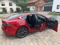Gebraucht Tesla Model S 386 kW (525 PS) 2019 Rot Kleinwagen