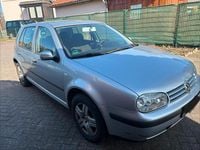 Second-hand VW Golf IV 75 CP (55 kW) 2002 Argintiu Berlinǎ