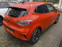 Neu Renault Clio V Techno 101 PS (74 kW) 2025 Orange Limousine