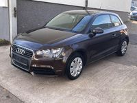 Gebraucht Audi A1 Attraction 86 PS (63 kW) 2010 Braun Kleinwagen