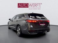 Gebraucht VW Passat Elegance 204 PS (150 kW) 2025 Grau Kombi