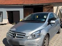 Gebraucht Mercedes B180 109 PS (80 kW) 2008 Braun Van / Kleinbus
