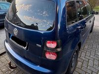 Gebraucht VW Touran 105 PS (77 kW) 2010 Blau Van / Kleinbus