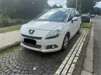 Gebraucht Peugeot 5008 115 PS (84 kW) 2013 Weiß Van / Kleinbus