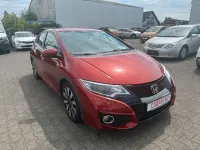 Gebraucht Honda Civic Elegance 141 PS (103 kW) 2015 Rot Limousine