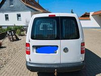 Second-hand VW Caddy 102 CP (75 kW) 2012 Alb Monovolum