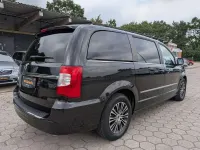 Gebraucht Lancia Voyager S 177 PS (130 kW) 2015 Schwarz Van / Kleinbus