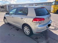 Gebraucht VW Golf VI Team 86 PS (63 kW) 2011 Silber Kleinwagen
