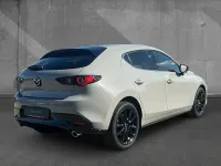 Neu Mazda 3 Homura-Line 140 PS (102 kW) 2026 Grau Limousine
