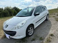Gebraucht Peugeot 206 75 PS (55 kW) 2009 Weiß Limousine