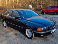 Gebraucht BMW 523 170 PS (125 kW) 2000 Schwarz Limousine