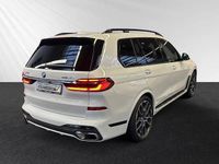 Gebraucht BMW X7 M Sport 352 PS (258 kW) 2025 Mineralweiss metallic SUV