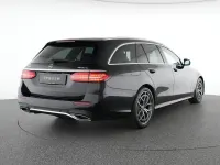 Gebraucht Mercedes E400 AMG 330 PS (242 kW) 2022 Schwarz Limousine