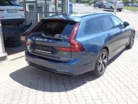 Gebraucht Volvo V90 R-Design 197 PS (144 kW) 2021 Denim blue (metallic) Kombi